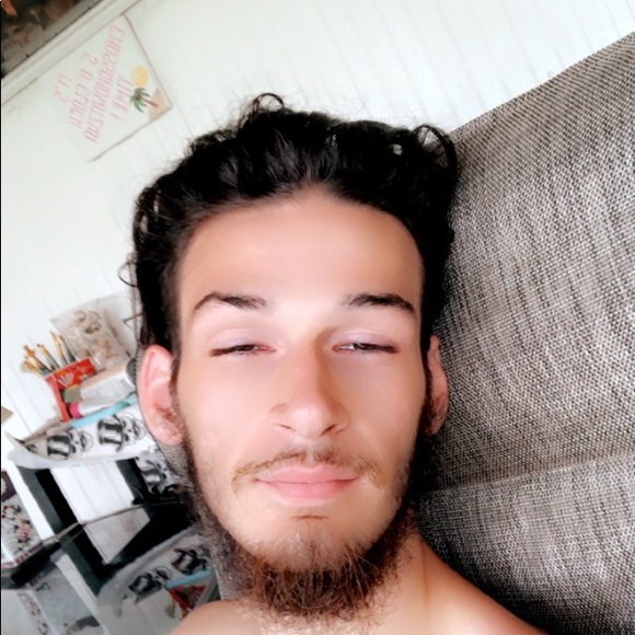 Meet your Posher, David - Picture 1 of 1